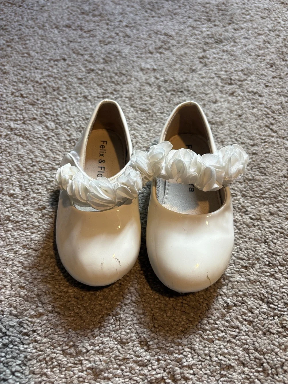 Felix & Flora Girls' White Patent Dress Shoes with Floral Strap